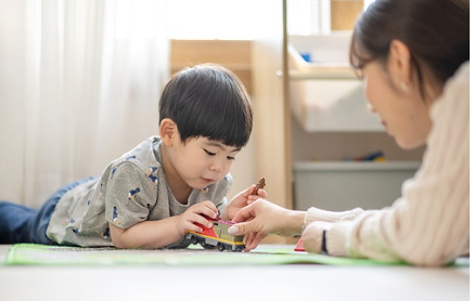 부모 4명 중 1명 “야간엔 아이 맡길 데 없다”…돌봄 공백 여전 2